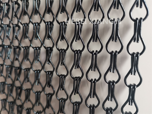 Aluminiowy łańcuszek w kolorze czarnym z siatki metalowej