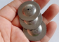 Okrągłe płaskie podkładki samozaciskowe 25 mm w połączeniu z kotwami do sznurowania ze stali nierdzewnej