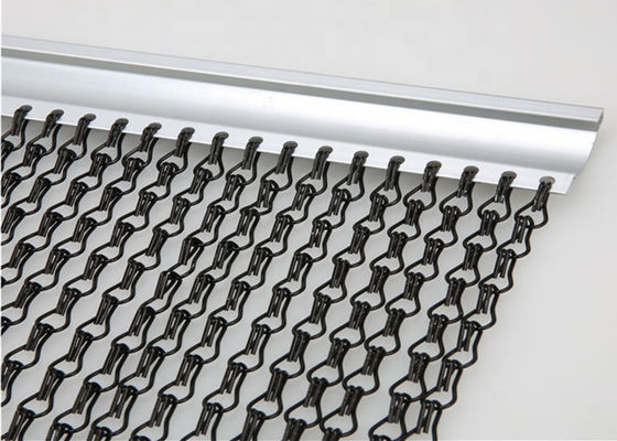 Aluminiowy łańcuszek w kolorze czarnym z siatki metalowej